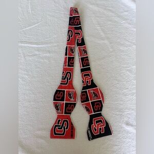 Oregon State Beavers Bow Tie